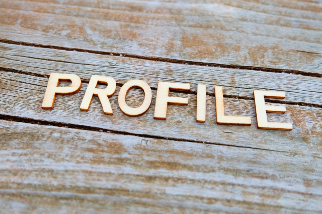 プロフィール